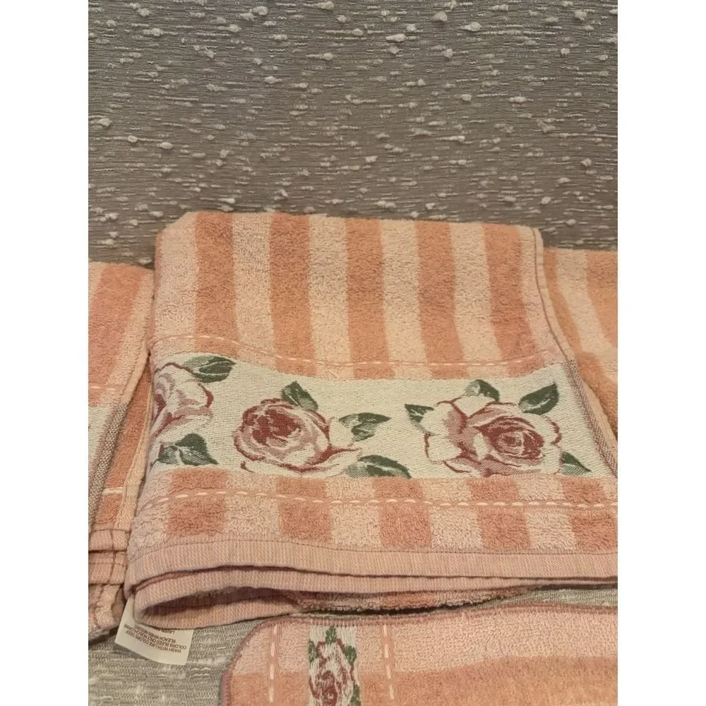 Priority Santans BathSetTowels (5)Pieces‎ PinkFloral Cotton NWOT